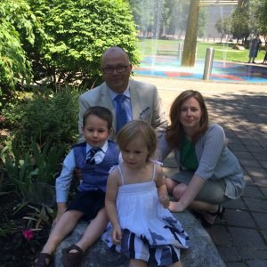 window cleaning family